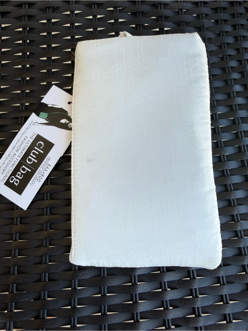 BAMBOO Cream Travel Pouch - Picture 2 of 5